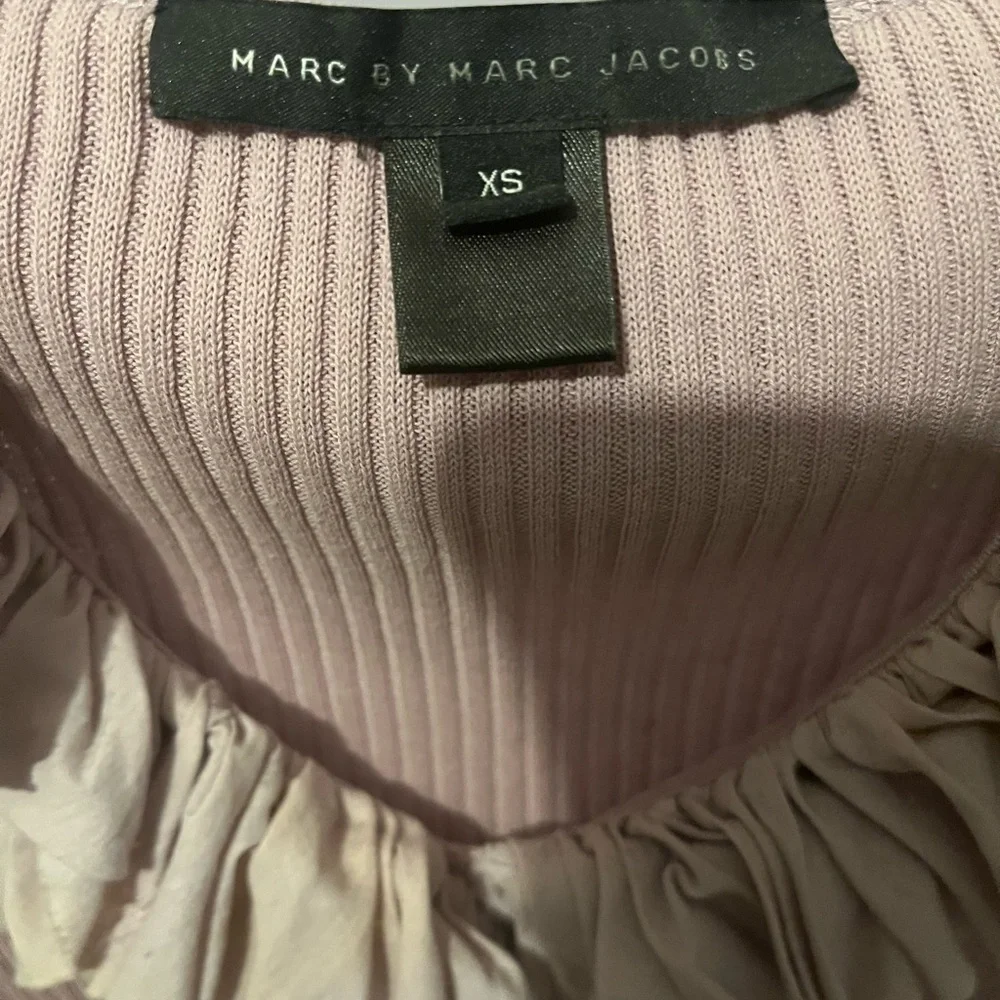 Marc Jacobs Ruffle Ribbed Top - Picture 4 of 8